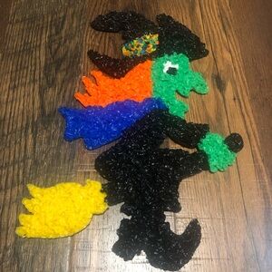 PLASTIC POPCORN WITCH BROOM Large 24" 1970's Vintage Melted